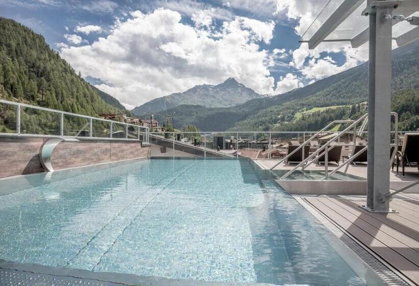 Апартаменты Deluxe 2 Спальни, Regina's Alp Deluxe