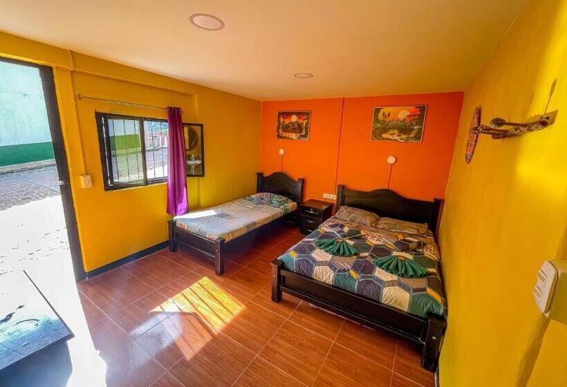 غرفة قياسية ثلاثية, Hostal Bambu