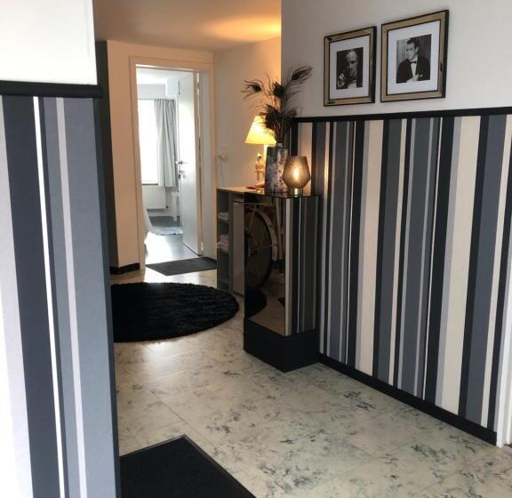 Апартаменты 1 Спальня с Террасой, Guesthouse Poppies