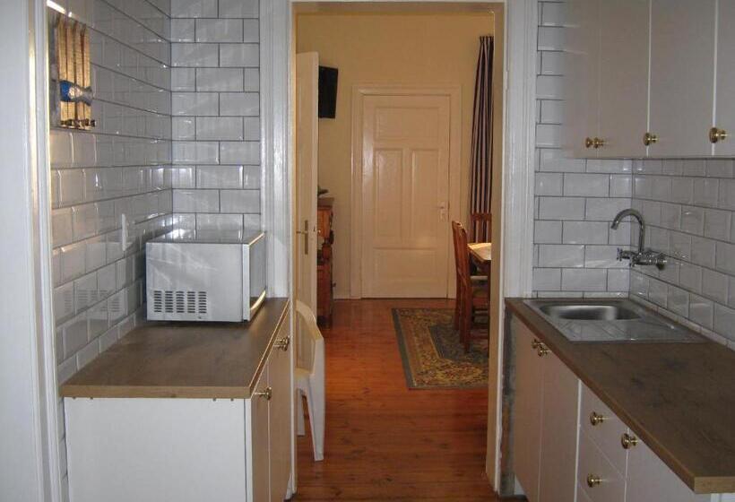 استودیوی استاندارد با چشم‌انداز دریا, Jetty Selfcatering