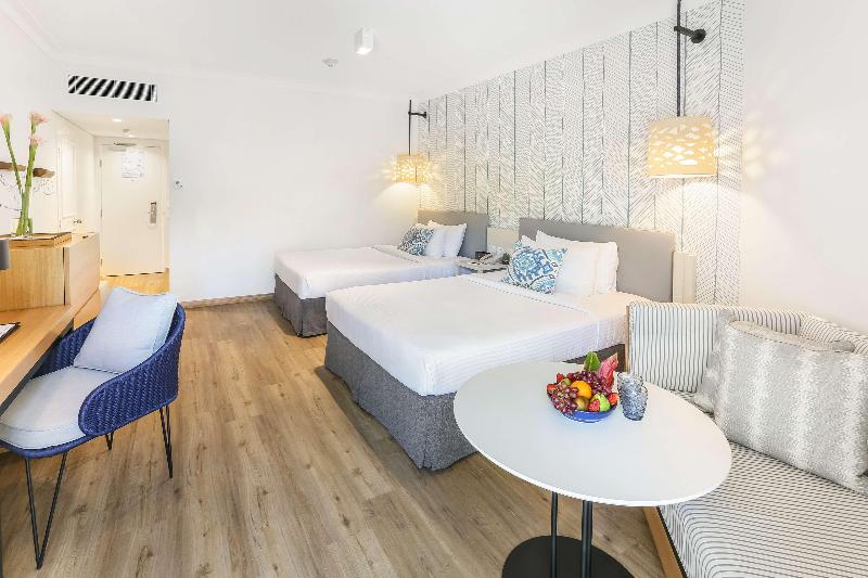 اتاق خانوادگی, Mabuhay