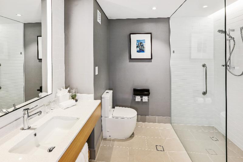 اتاق خانوادگی, Mabuhay