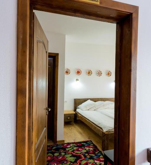 غرفة ديلوكس, Pensiunea Casa Traditiilor