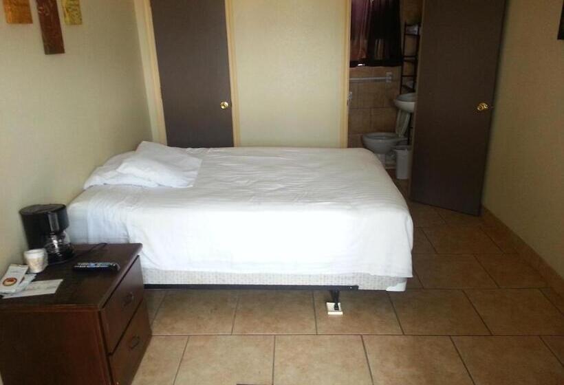 이코노미 룸, Star Inn