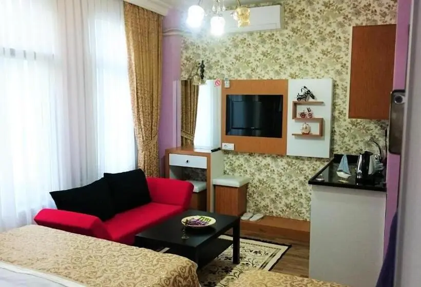 اتاق استاندارد سه نفره, Grafen