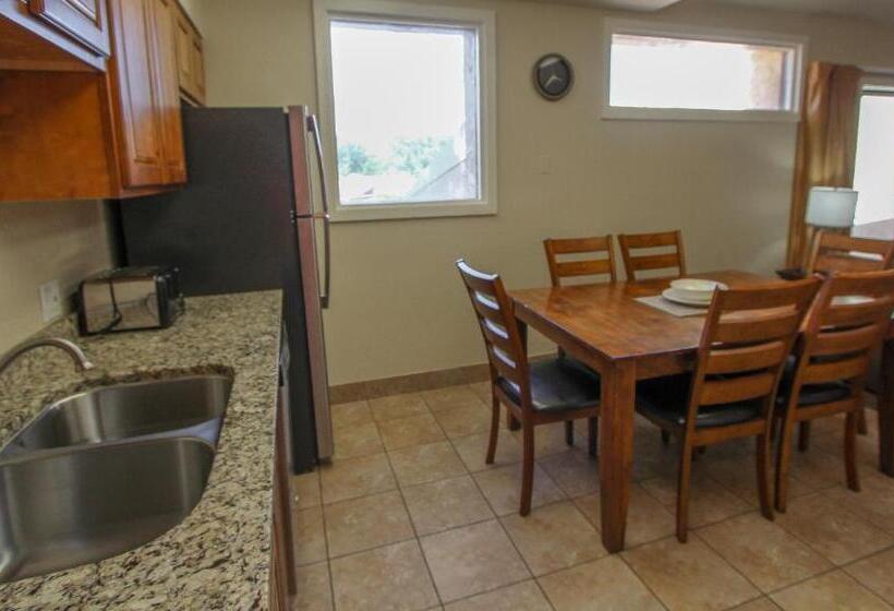 ２ベッドルームハウス, Multi Resorts At Villas At Southgate