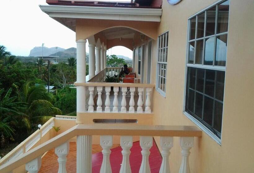 اتاق لوکس با چشمانداز دریا, Aupic Paradise