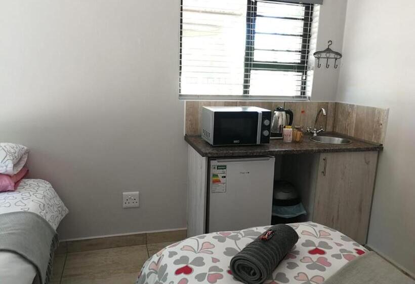 豪华房间, Kalahari Rus