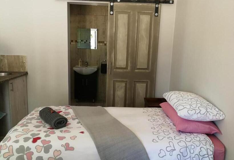 豪华房间, Kalahari Rus