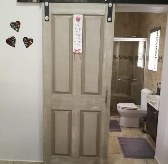 经济房, Kalahari Rus