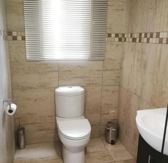 豪华房间, Kalahari Rus