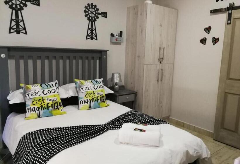 经济房, Kalahari Rus