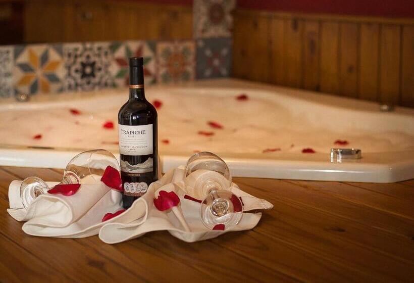 ハイドロマッサージバス付きスイート, Pousada De Charme Emirados