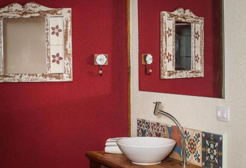 ハイドロマッサージバス付きスイート, Pousada De Charme Emirados