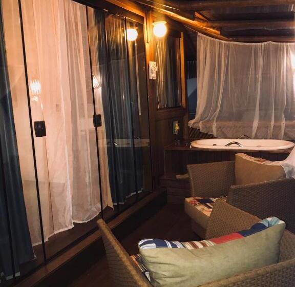 キングサイズベッドのスイートルーム, Pousada De Charme Emirados