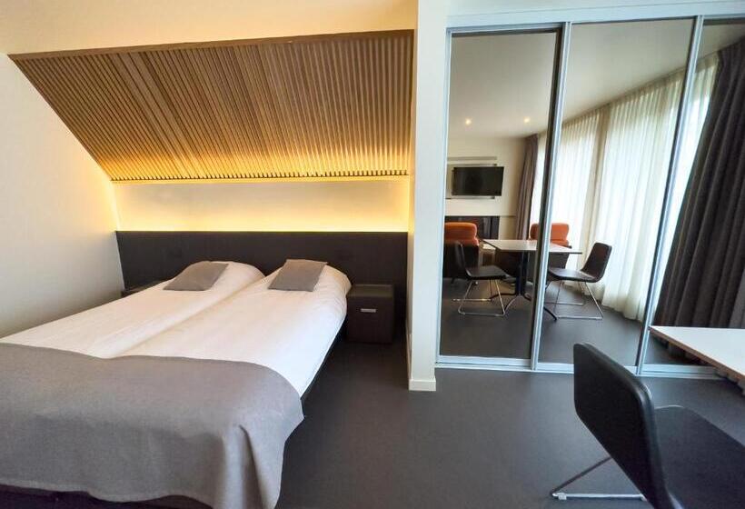 テラス付きスタンダードルーム, Villa Vindina