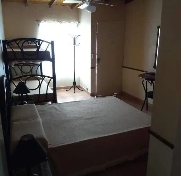 スタンダード４人部屋, Vila Sornico