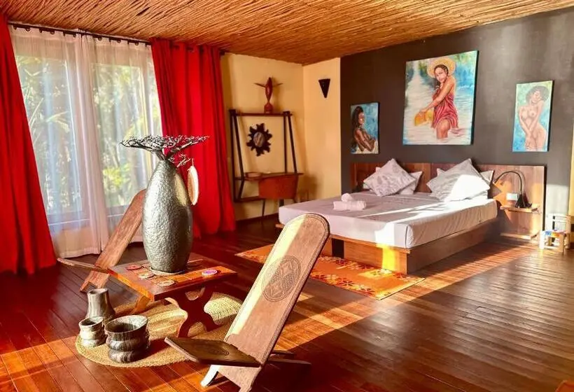 ویلای لوکس 1 خوابه, Natiora Green Lodge