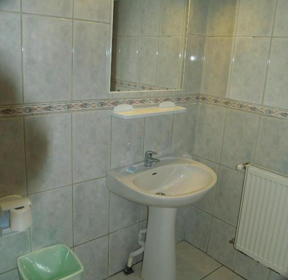 标准间, Predeal Club