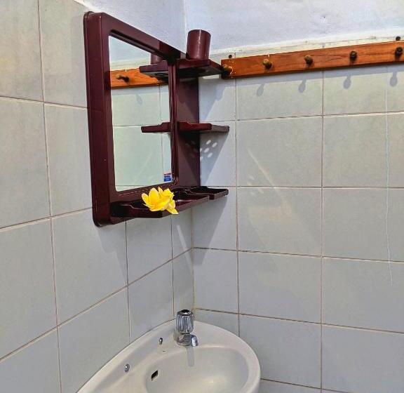 标准间, Serangan Inn Ii