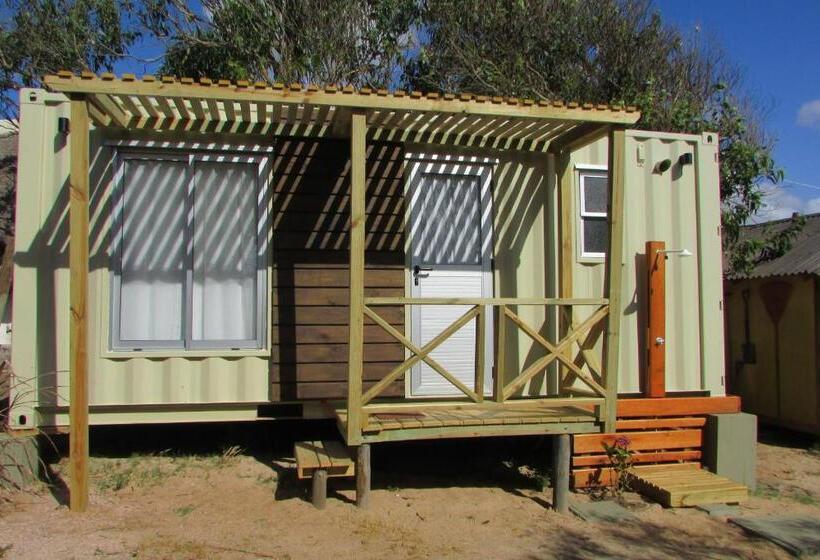 스탠다드 스튜디오 정원 전망, La Nueva Ensenada