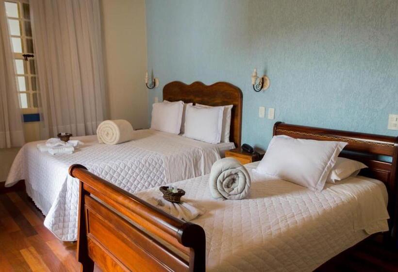 غرفة قياسية ثلاثية مزودة بشرفة, Pousada Marília De Dirceu