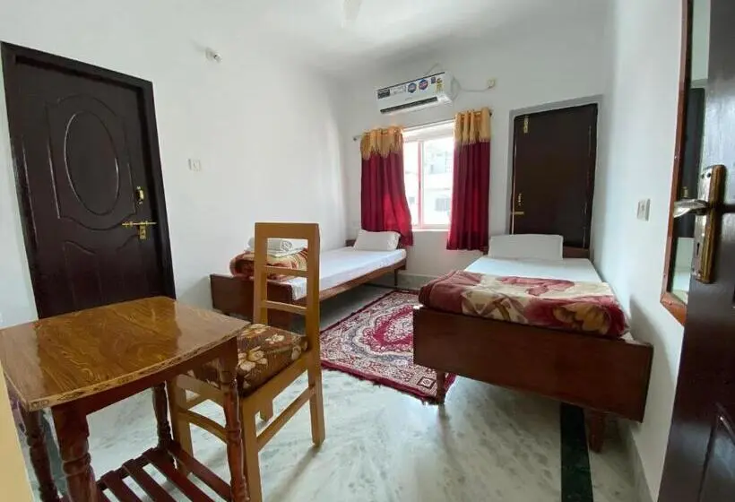 Deluxe-huone, Rahul Guest House
