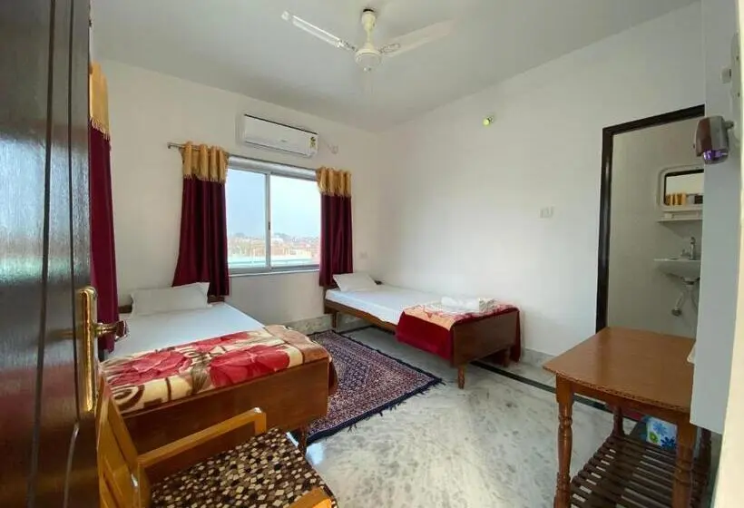 Deluxe-huone, Rahul Guest House