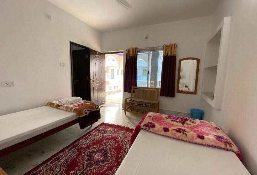 חדר דלוקס עם מרפסת, Rahul Guest House