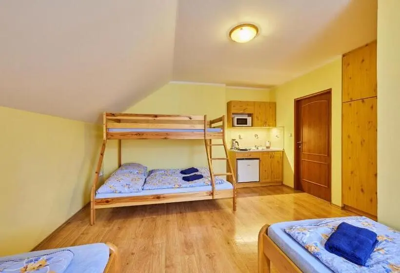 Standard Neljän Hengen Huone, Apartmány Eva