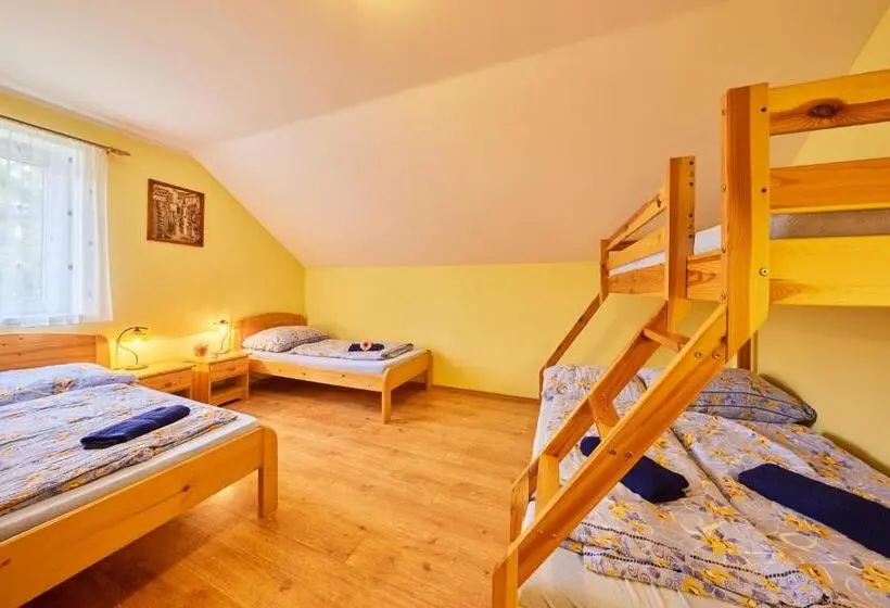 Standard Neljän Hengen Huone, Apartmány Eva