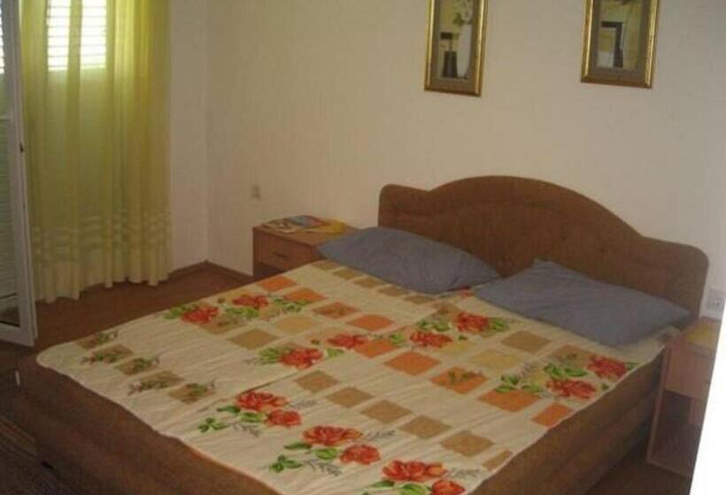 آپارتمان 1 خوابه با بالکن و چشمانداز دریا, Guest House Plima 2