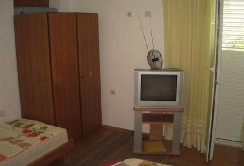 آپارتمان 1 خوابه با بالکن و چشم‌انداز دریا, Guest House Plima 2
