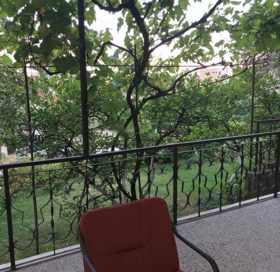 اتاق راحتی سه تخته, Guest House Plima 2