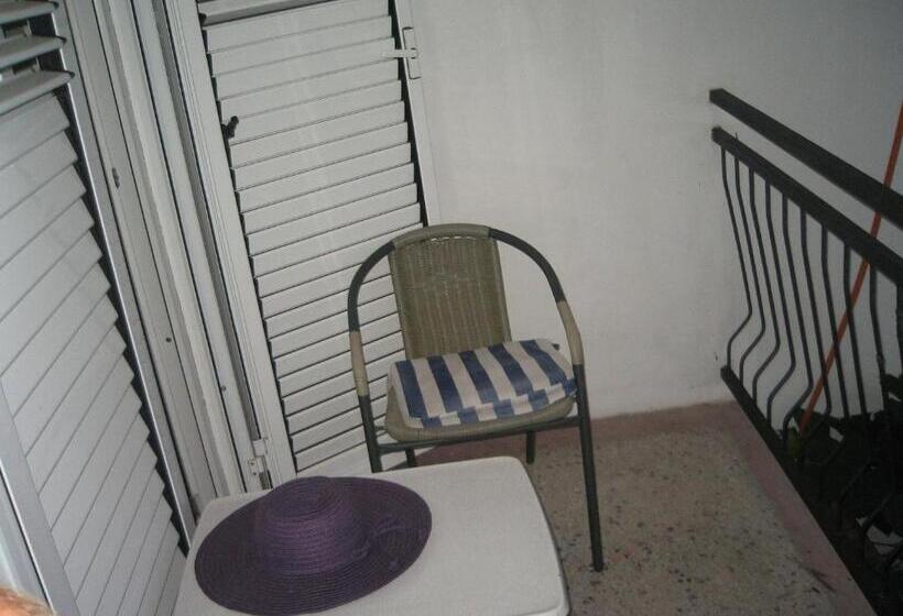 آپارتمان 1 خوابه با بالکن و چشمانداز دریا, Guest House Plima 2