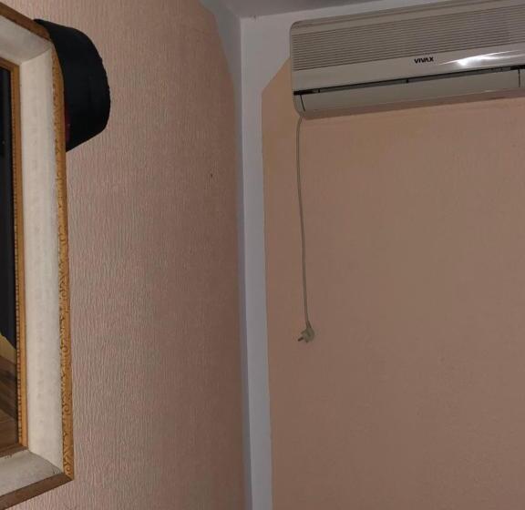 اتاق راحتی سه تخته, Guest House Plima 2