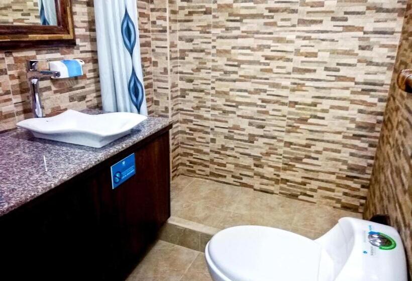 חדר סופריור לשלושה, Starfish