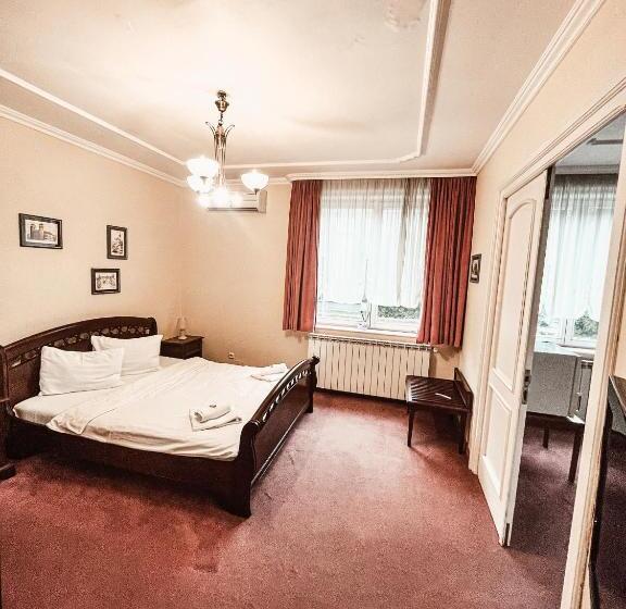 스위트, Pensiunea Curtea Bavareza