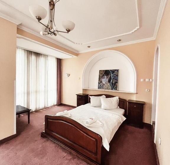 스위트, Pensiunea Curtea Bavareza