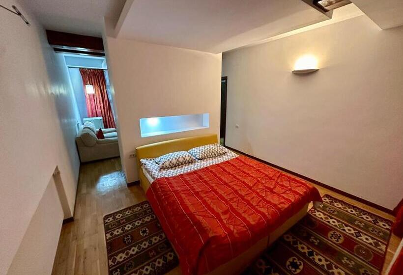 סוויטה, Pensiunea Rasnoava