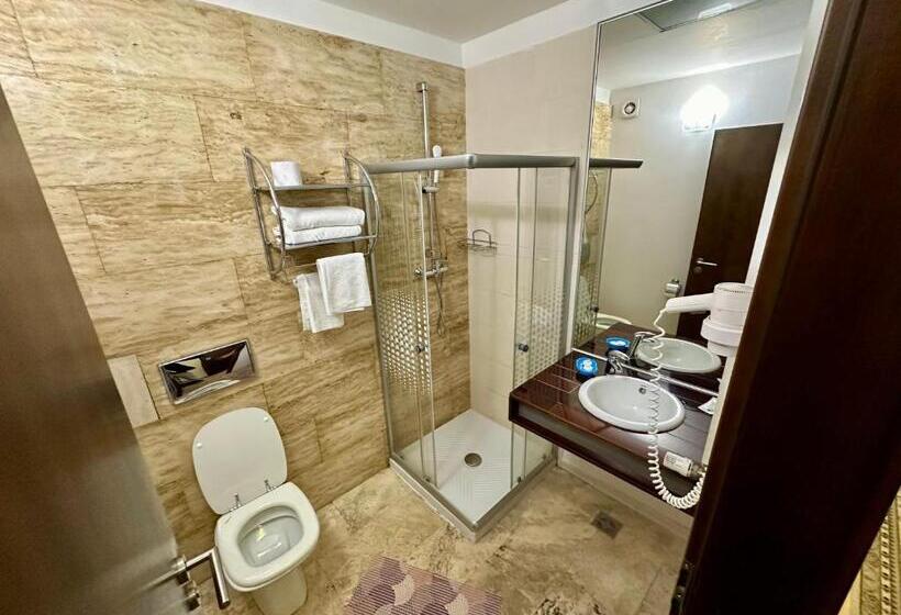 וילה בת חדר שינה 1, Pensiunea Rasnoava