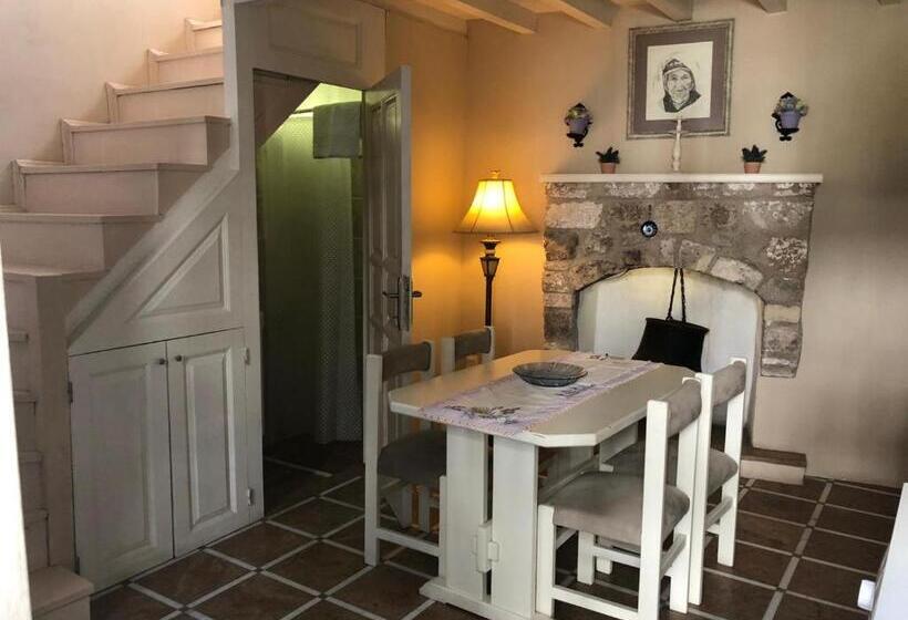 شقة غرفة واحدة, 8 Oda Marmaris