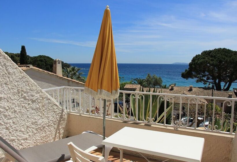 חדר משפחתי נוף לים, Les Alcyons