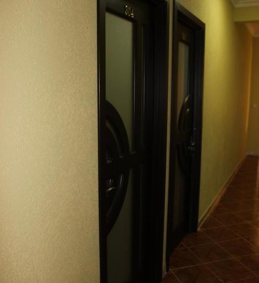 اتاق سوپریور چهار تخته, Kvariati Grand Guest House