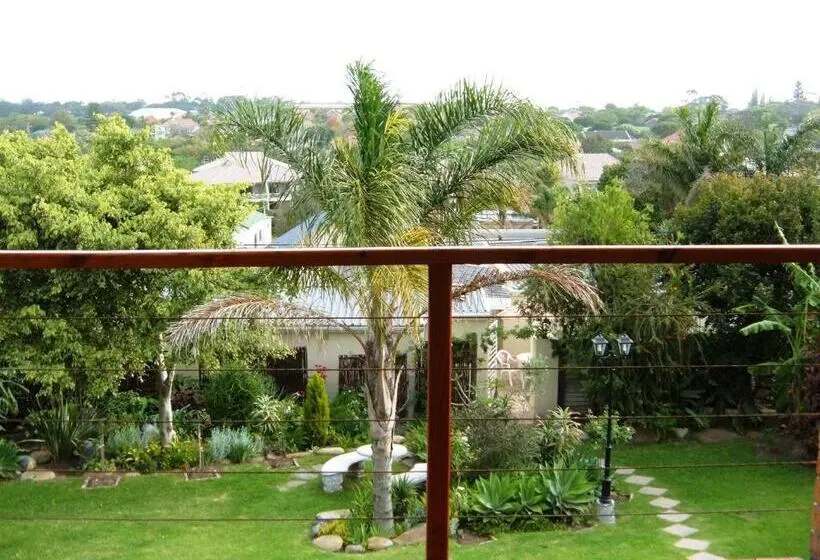 سوییت, Smart Villa Guest House
