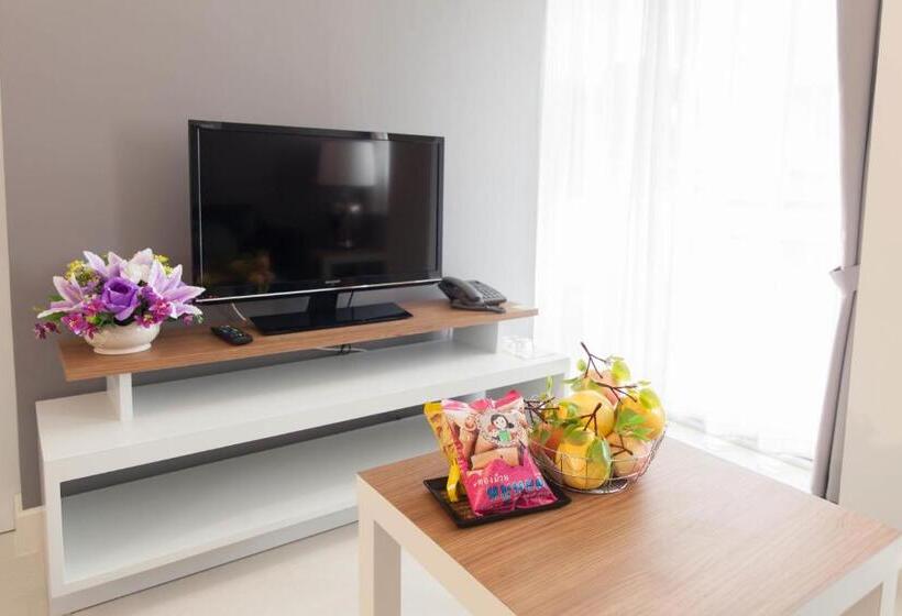 Апартаменты Deluxe 1 Спальня, Racha Residence