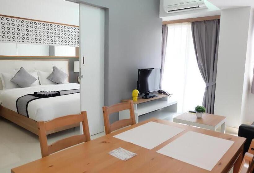 Апартаменты Deluxe 1 Спальня, Racha Residence