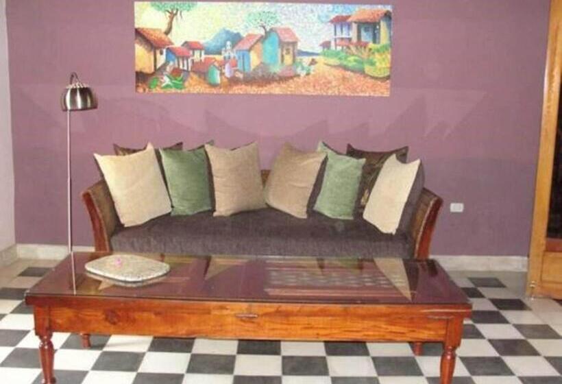 سوییت لوکس, Casa Cubana Granada Nicaragua