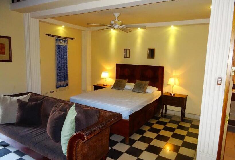 سوییت لوکس, Casa Cubana Granada Nicaragua