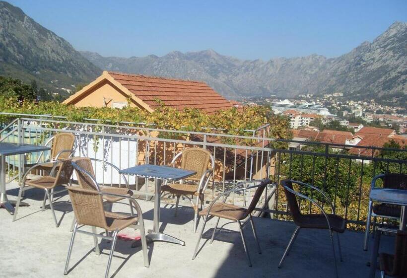 اتاق استاندارد, Guest House Sandra